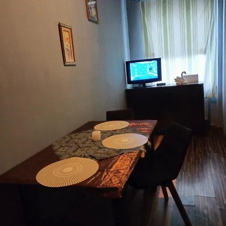 Apollo Hostel *