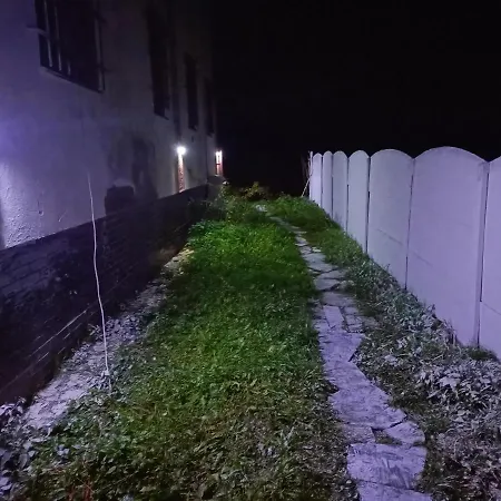 Apollo Hostel *