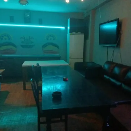 Hostel Apollo *