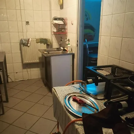Hostel Apollo *